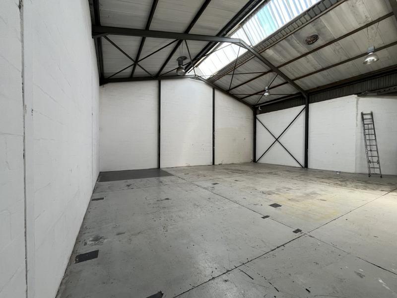 To Let Commercial Property for Rent in Montague Gardens Western Cape